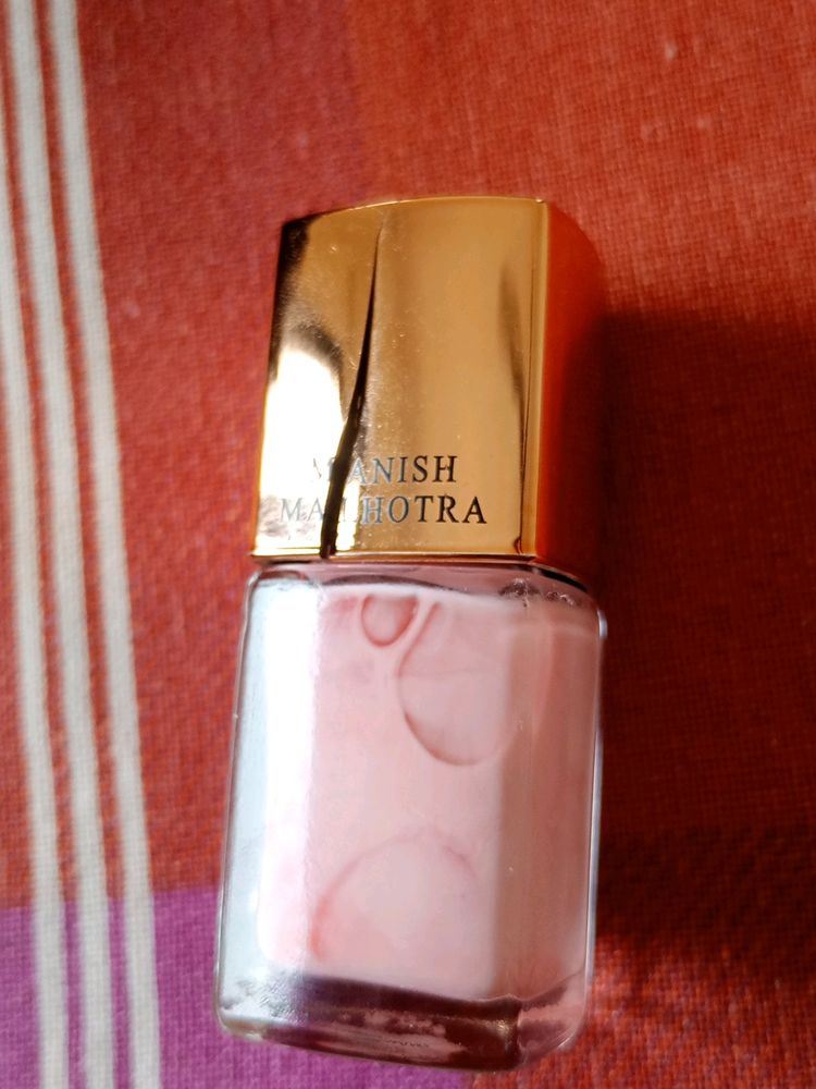 Manish Malhotra Nail