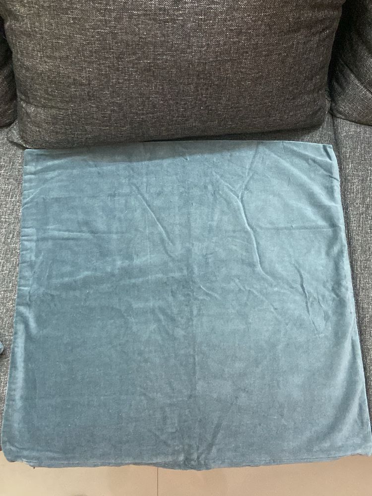 4 Sanela Ikea Cushion