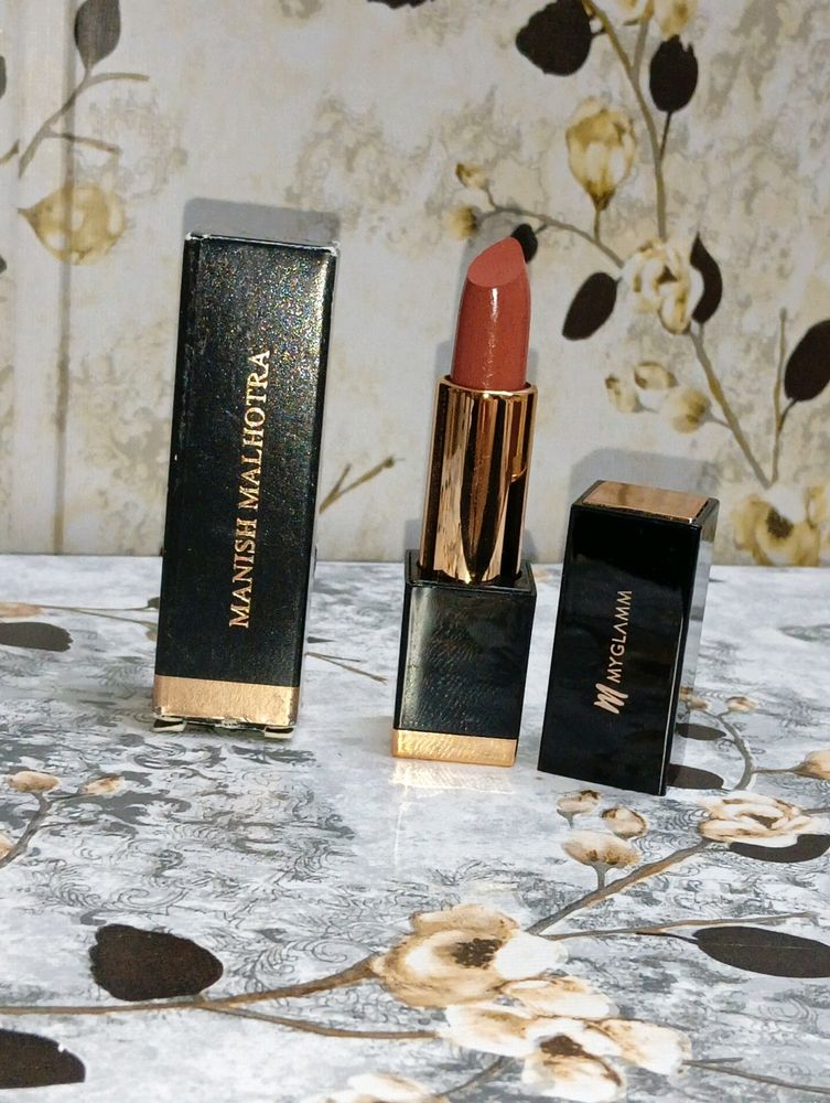 manish malhotra lipstick