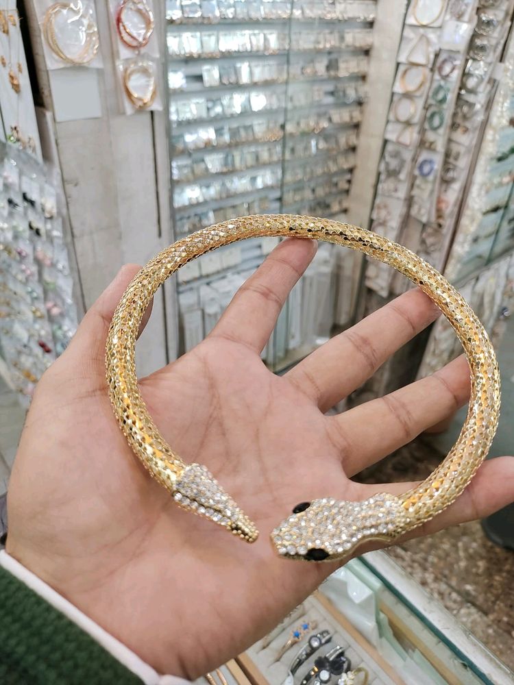 Snake Choker