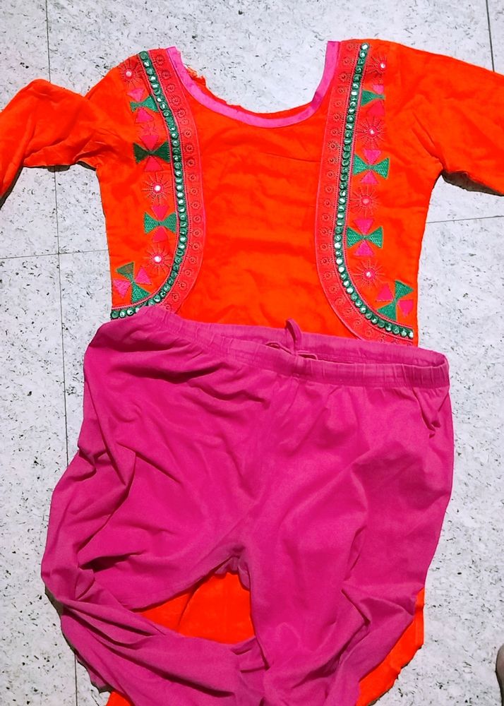 KURTI+LAGGINGS