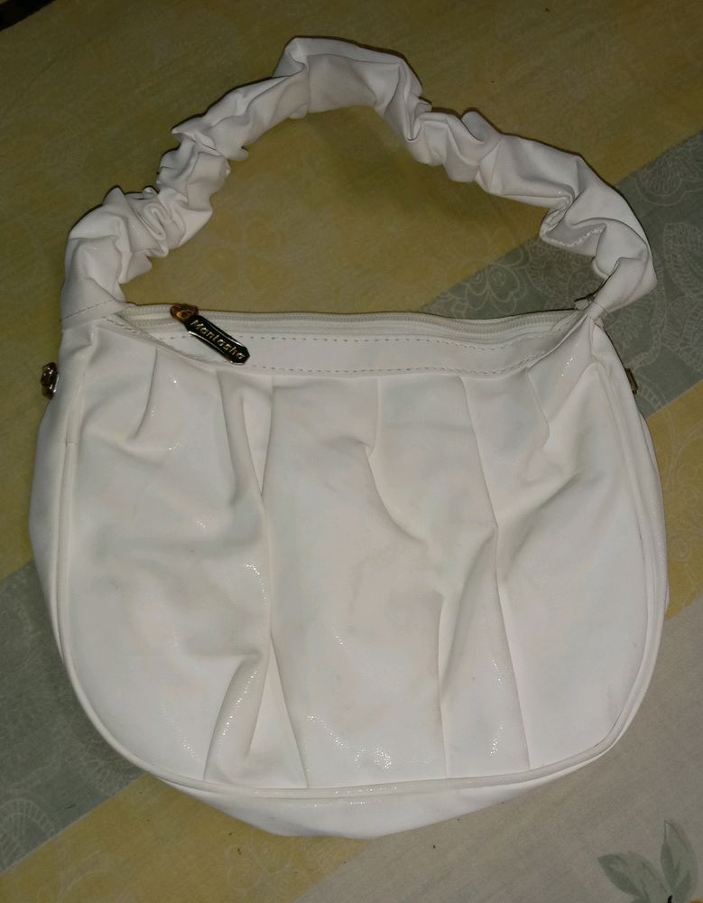 White Bag, Sling/Hand