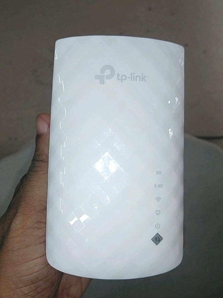 TP-Link AC750 Wifi Range Extender | Up to 750Mbps