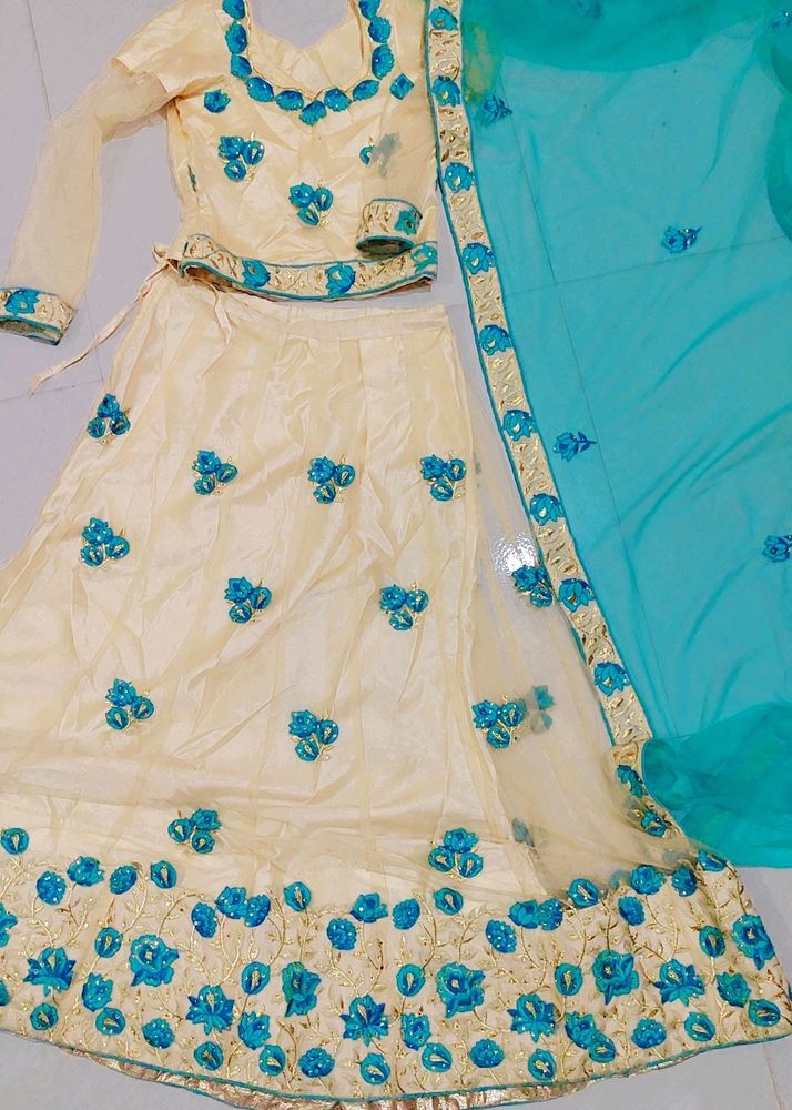 Lehenga Choli with 3Miter dupatta