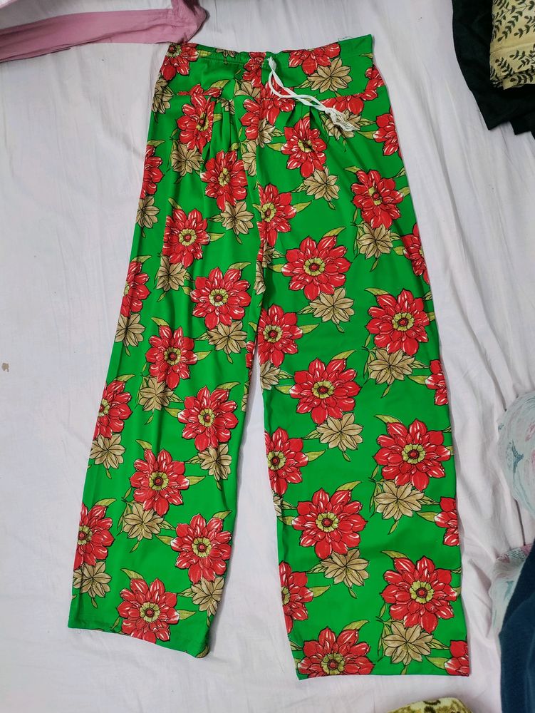 lIlad roA Floral Designed Palazo Pant