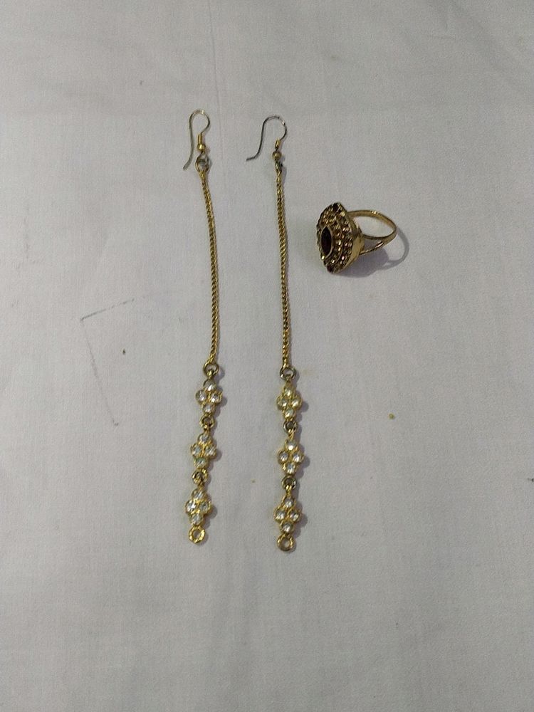 Ear Ring And Fingar