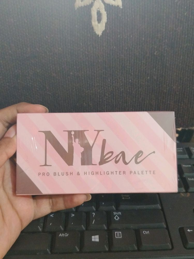 Nybae Pro Blush And Highlighter Palette