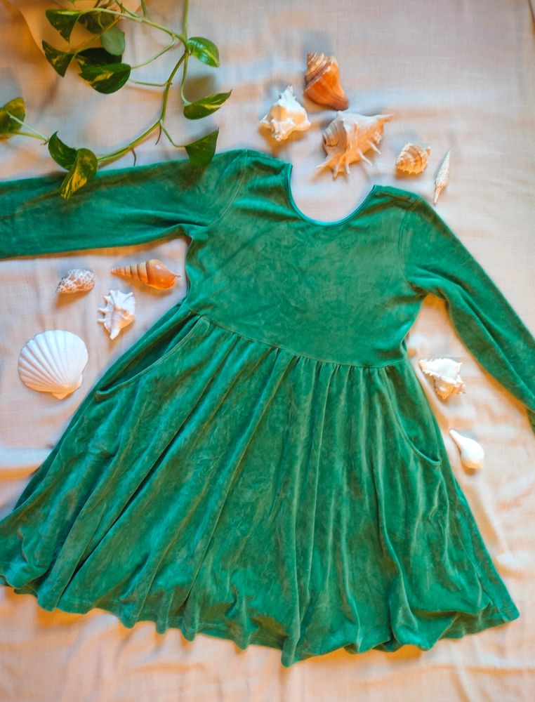 Green 🌱👗👟 Velour Skater Dress For Girls