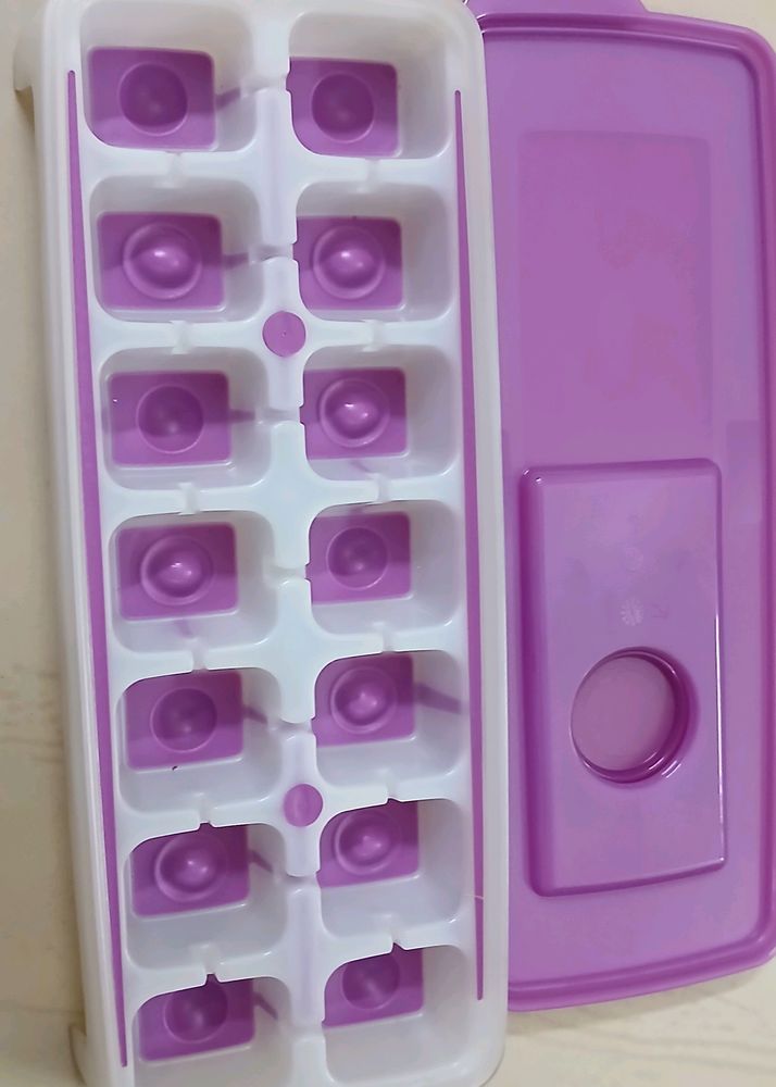 Tupperware  Ice Tray