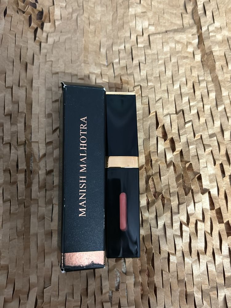 Manish Malhotra Liquid Lipstick