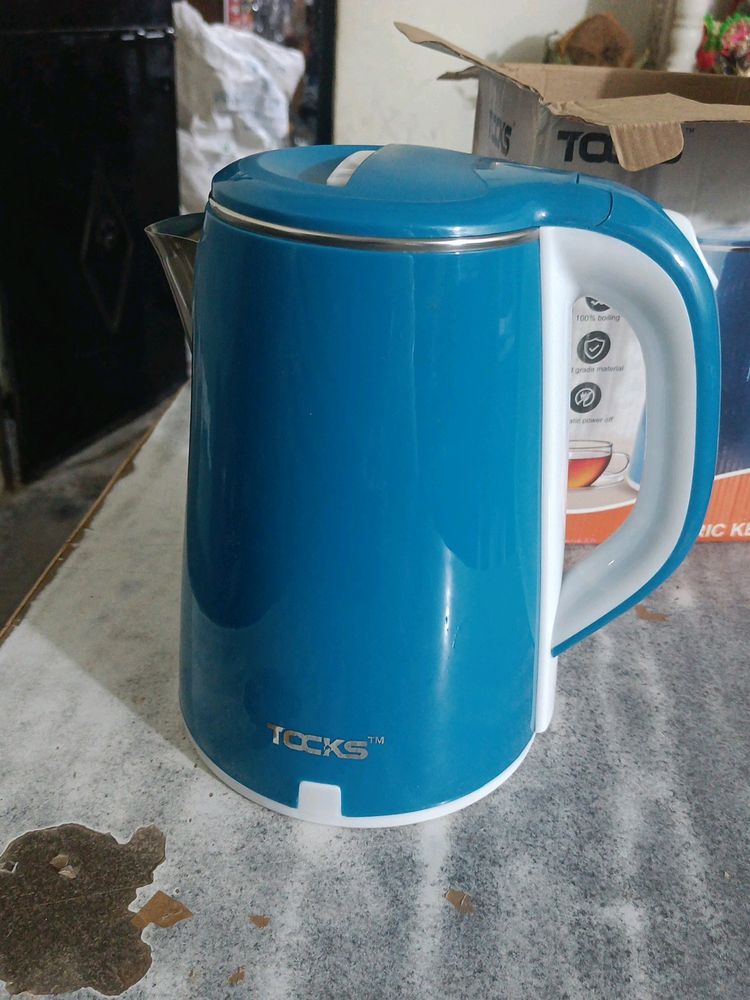 Electric Kettle 2.5 Litre Capacity Color Blue