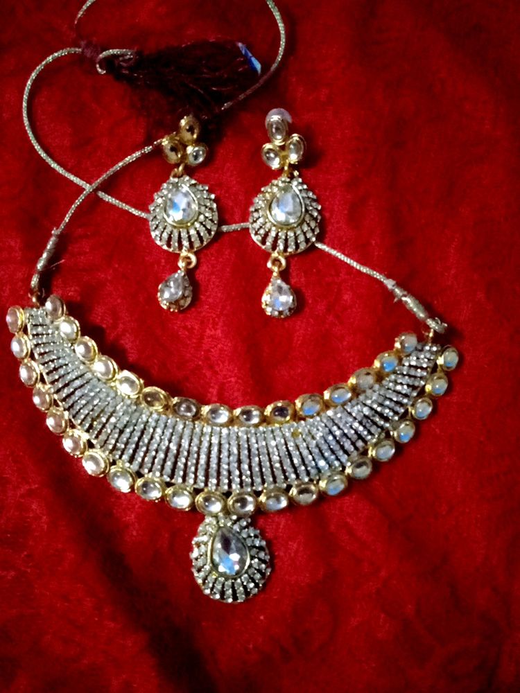 Necklace Set