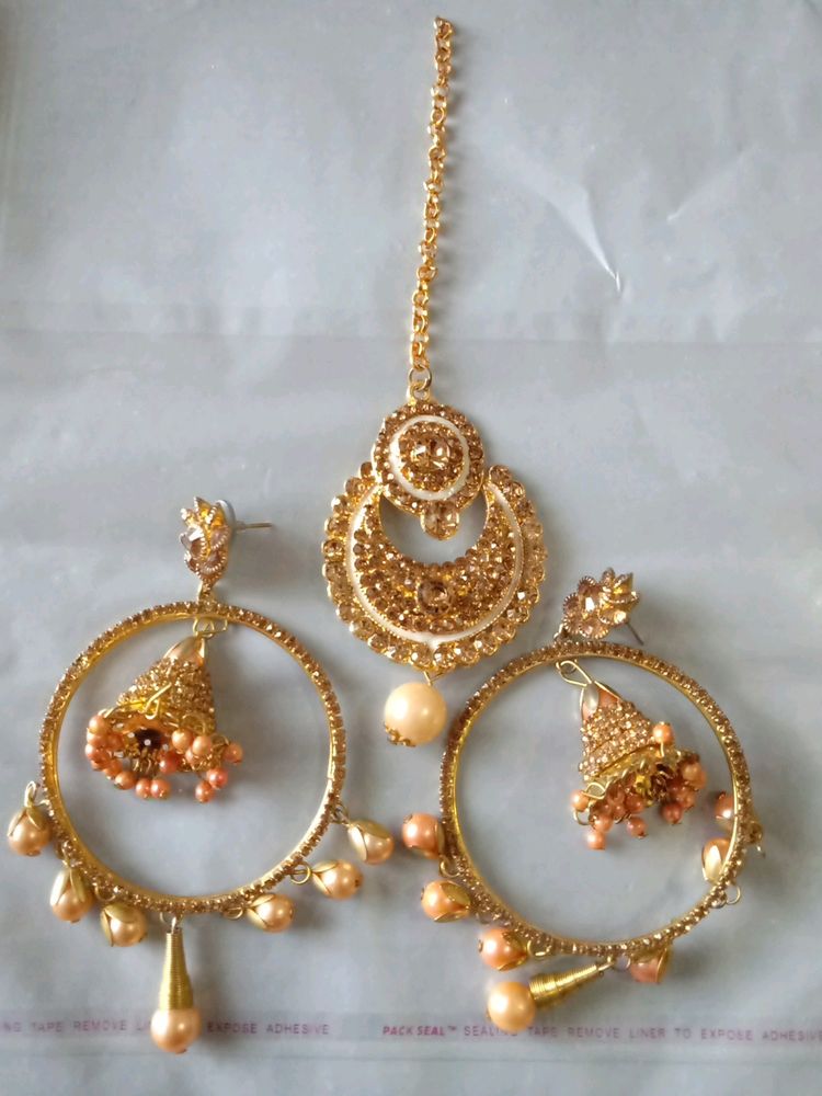 2 Combo Set Of Earrings With Mangtikka