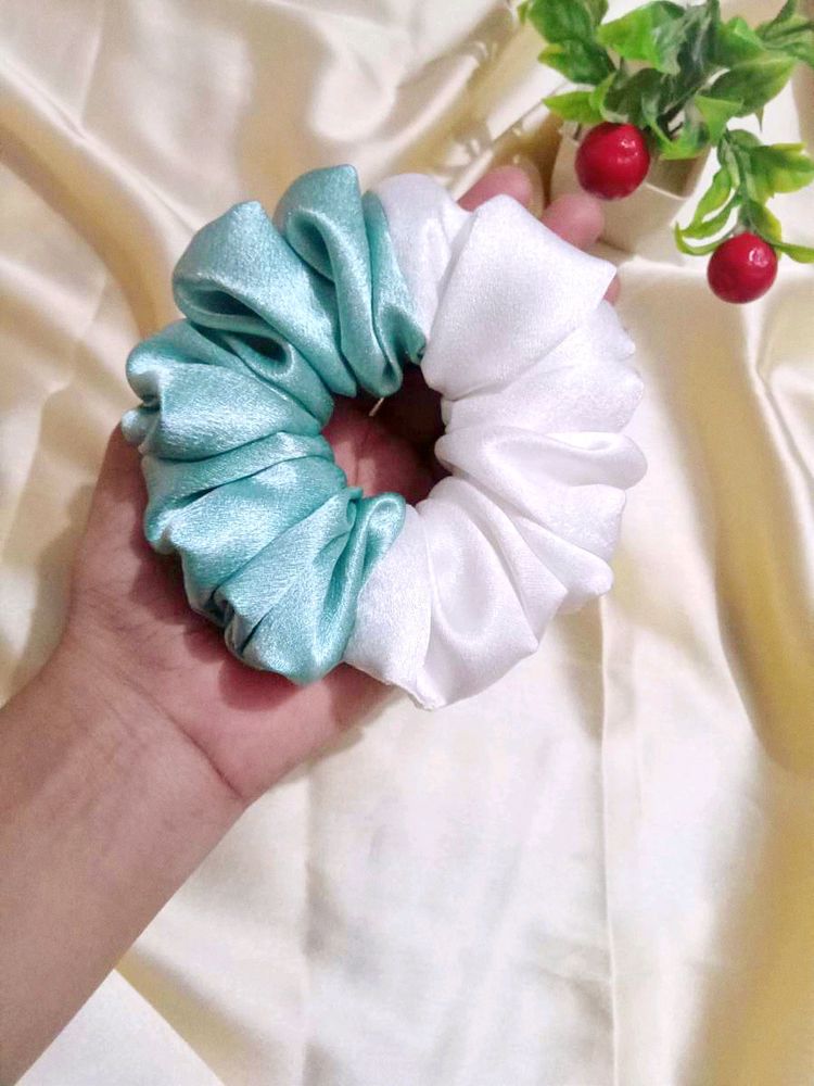 Double Shade Scrunchie