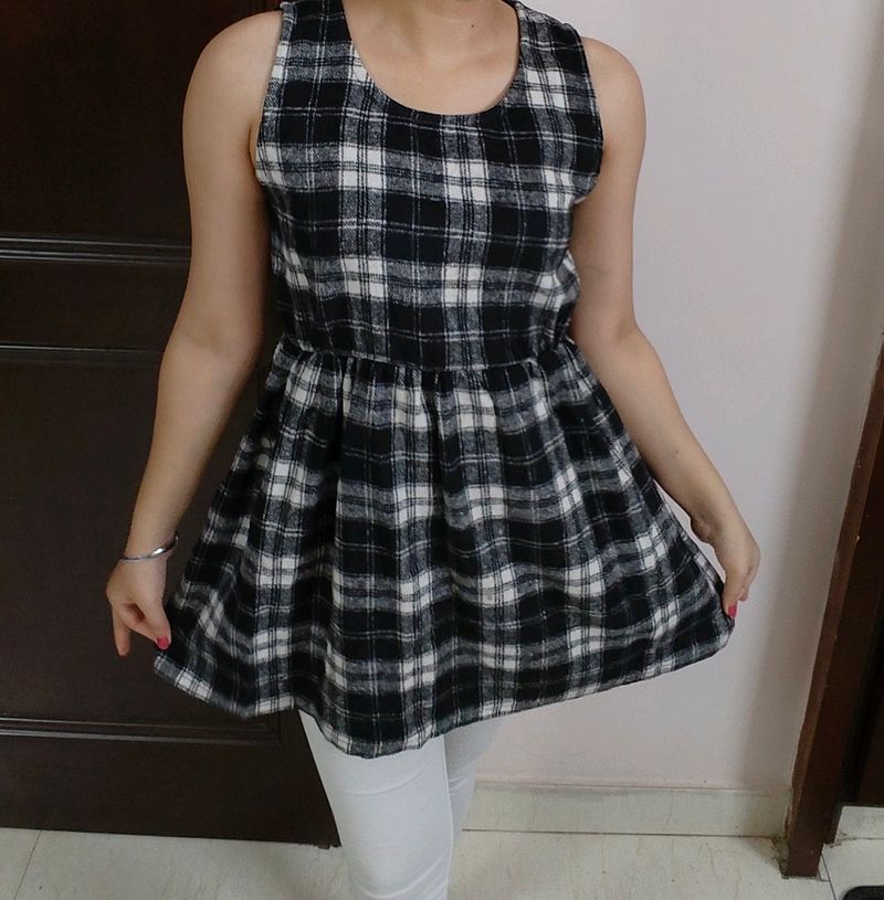 Women Black & White Checks Woollen Mini Dress