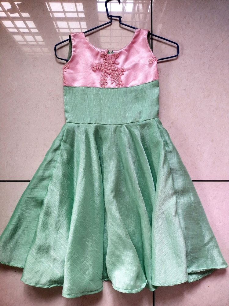 Pastel Green Frock With Pink Embroidery Work!!✨️