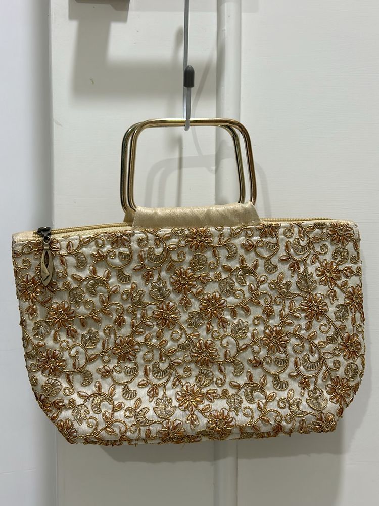 White and Golden Handbag 👜