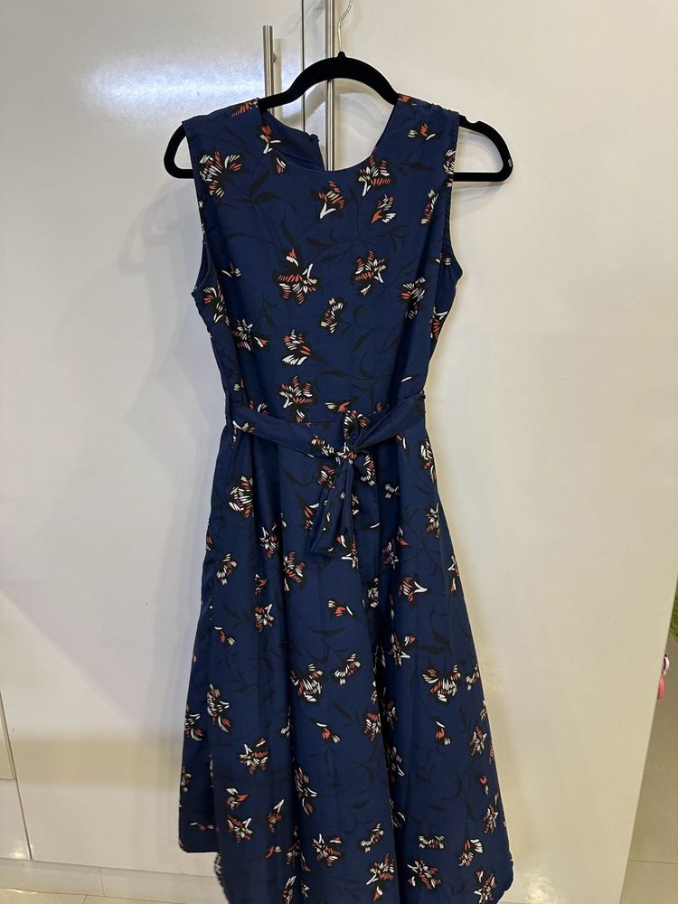 Never worn Tokyo Talkies L Blue Sleeveless Dress