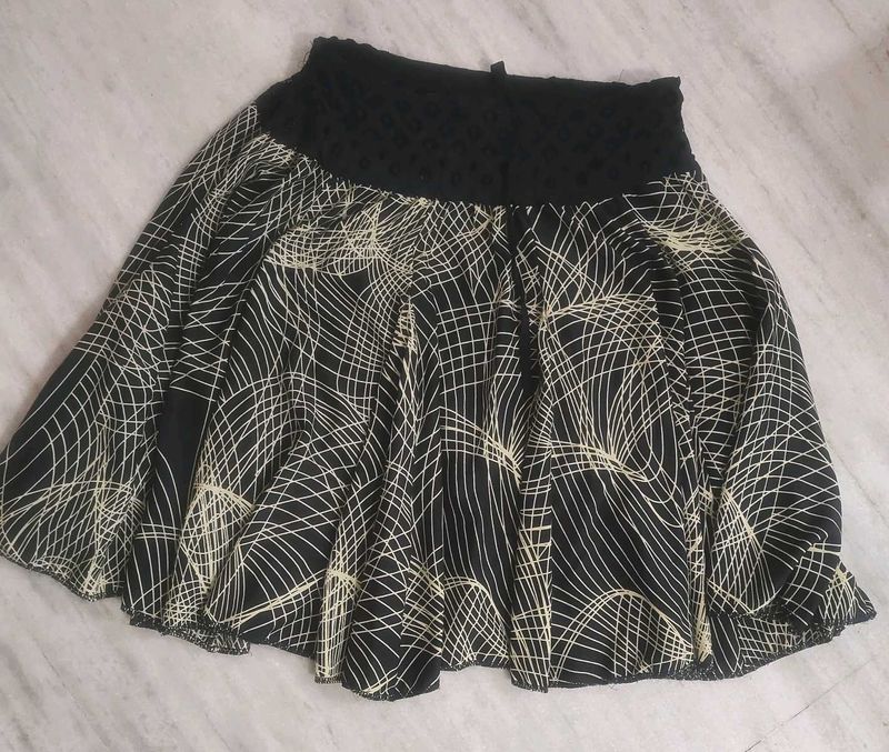 Casual Wear Printed Knee Length Skirt