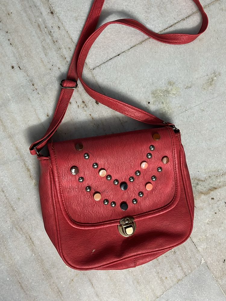 Beautiful And Stylish Sling Bag