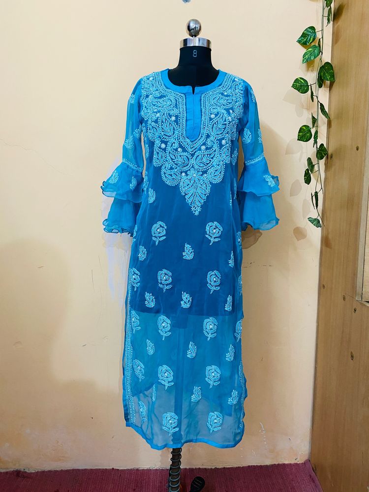 Chikenkari Kurti