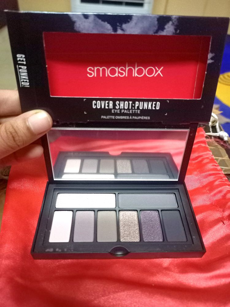 Smashbox 8 Shade Colorshot Eyeshadow Pallete Punke