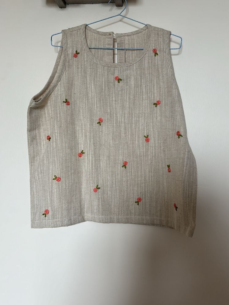 <NEW> Embroidered Sleeveless Top