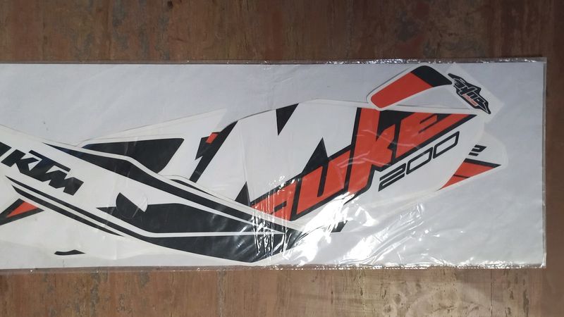 KTM DUKE 200 TYPE -1 STICKER KIT