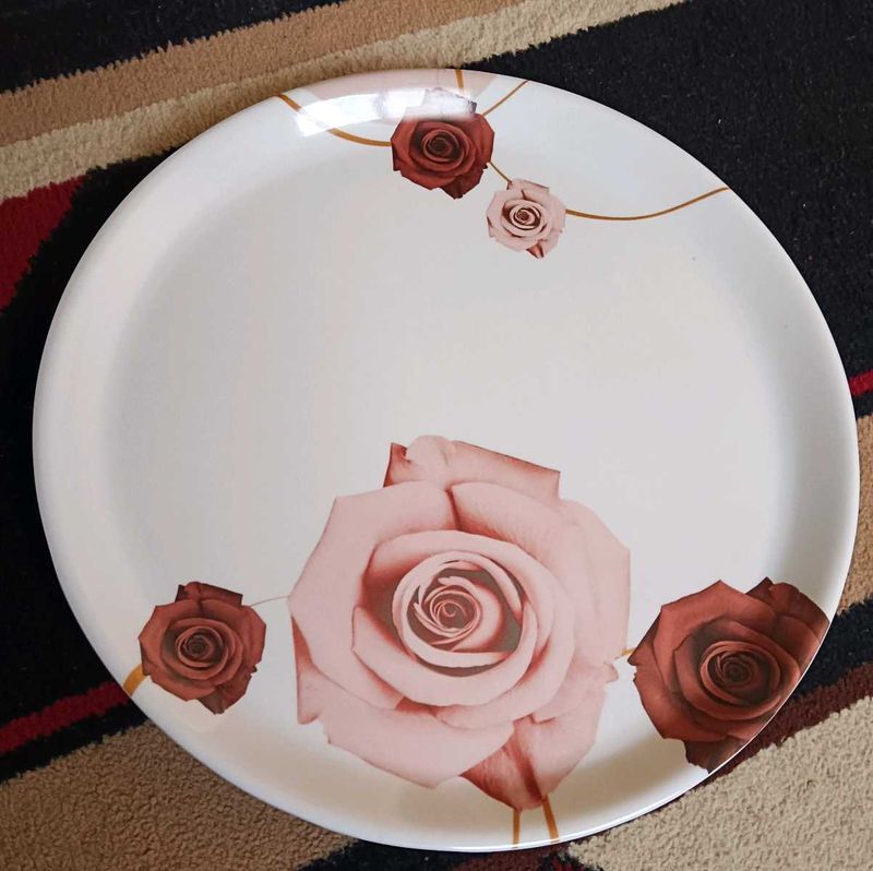 🆕 Set Of 3 Melamine Plates