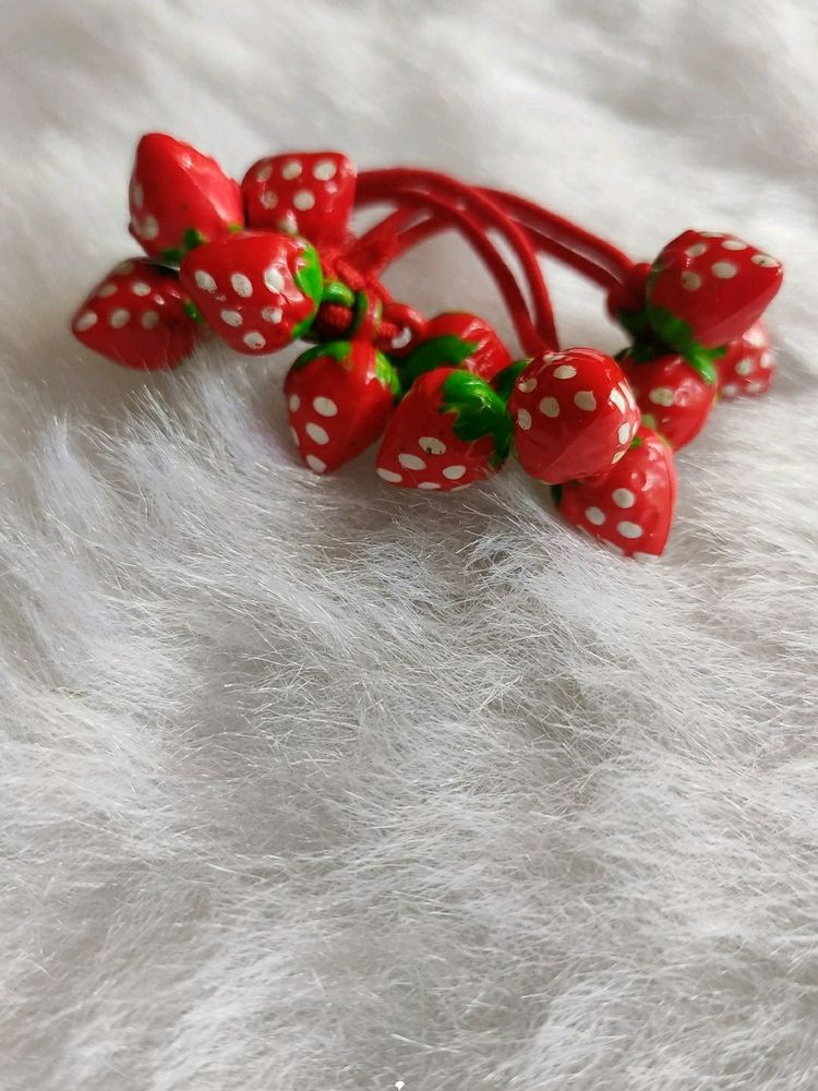 Strawberry  Hair ties🍓