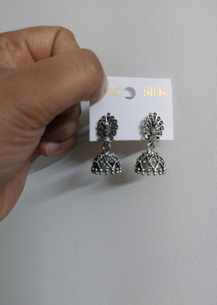 A Pair Of Small Jhumkas