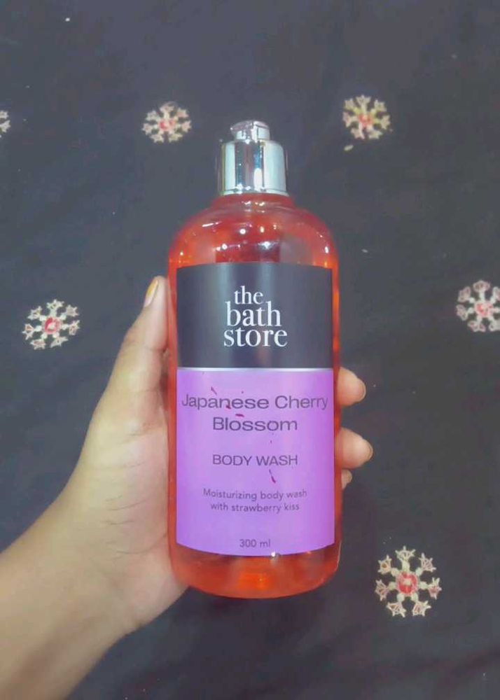 A Japanese Cherry Blossom Body Wash