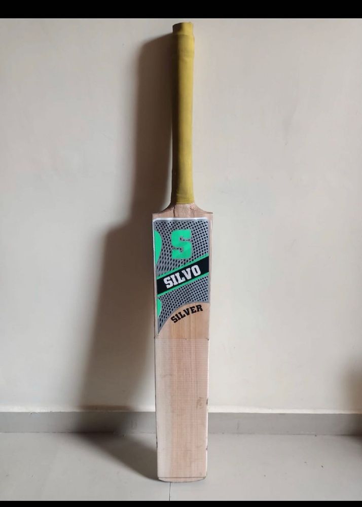 Silvo Brand Bat