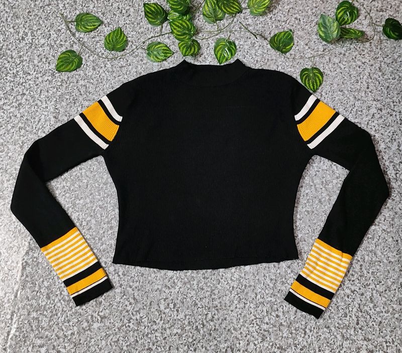 Korean Black Crop Highneck