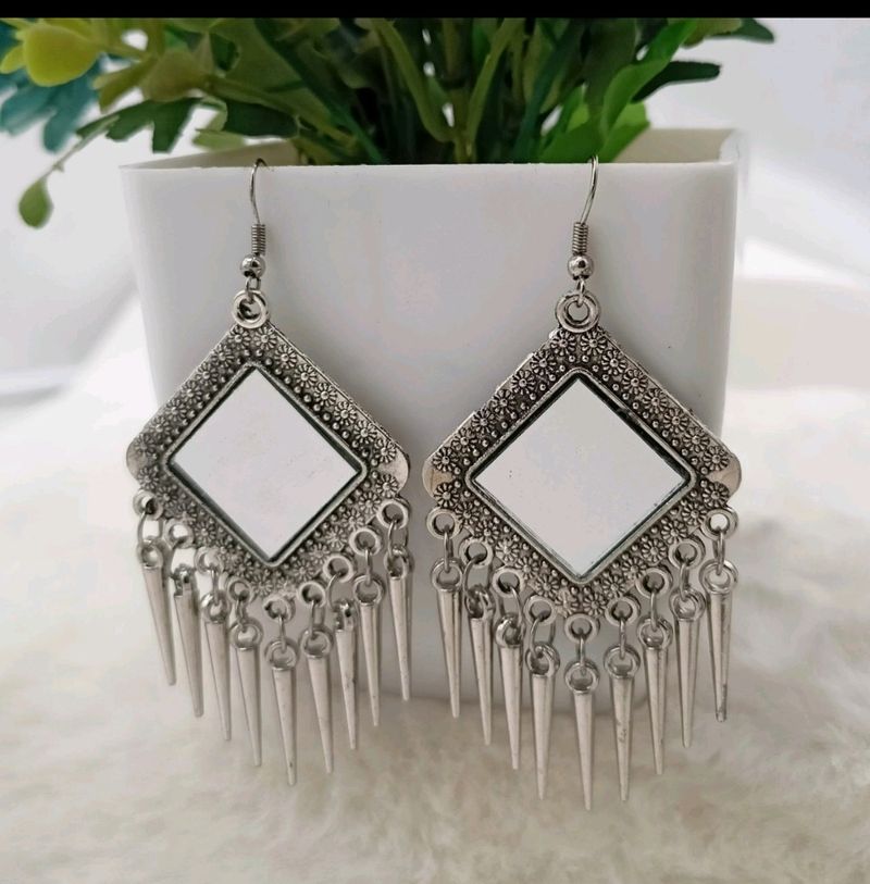 Diamond Shaped Mirror Drop Earings