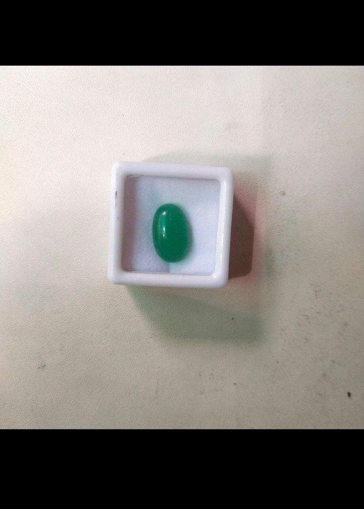 NATURAL GREEN ONYX HAQIQ 5.95 CTS. Loose Gemstone