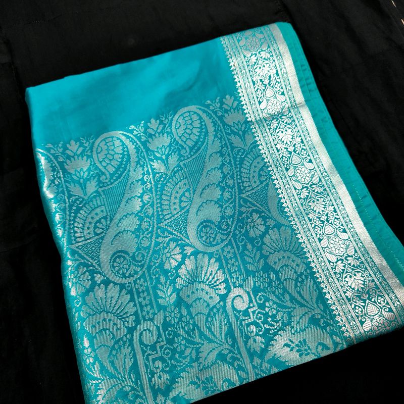 Beautiful Silk Saree (Blue/Sea Green)