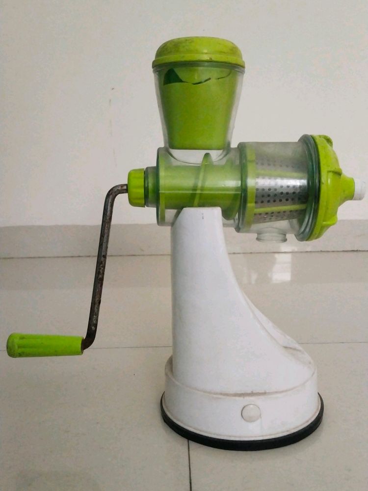 Hand Juicer