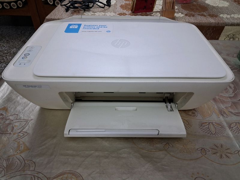 HP Deskjet 2131 Print / Scan And Copy