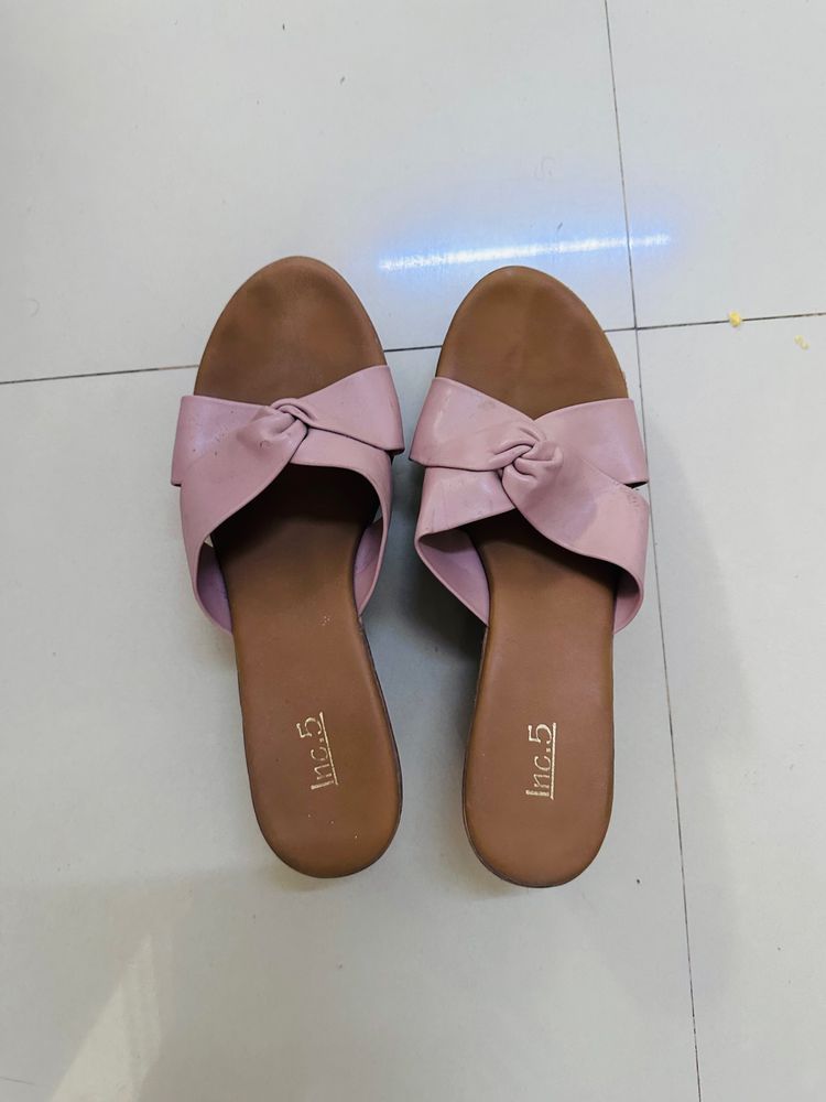 A Good Pair Of Peach-coloured Comfort Sandals