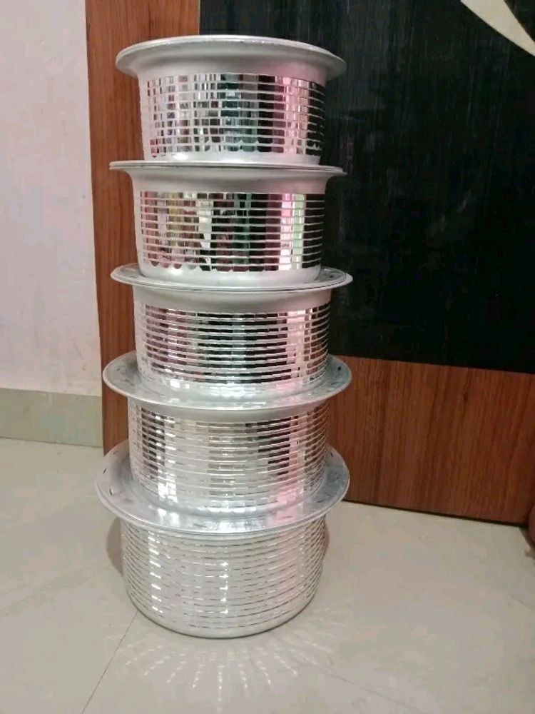 Aluminium Bhagona handi set 5 pcs with lid Mirro