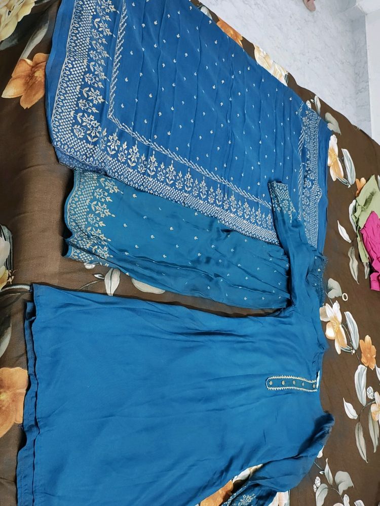 Suit Set With Long And Wide Beautiful Dupatta