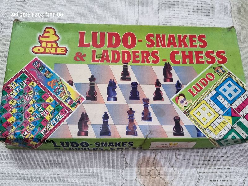 3 in One LUDO - SNAKES & LADDERS - CHESS