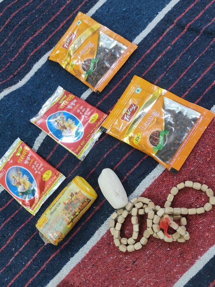 Puja Item N Chandan Tika