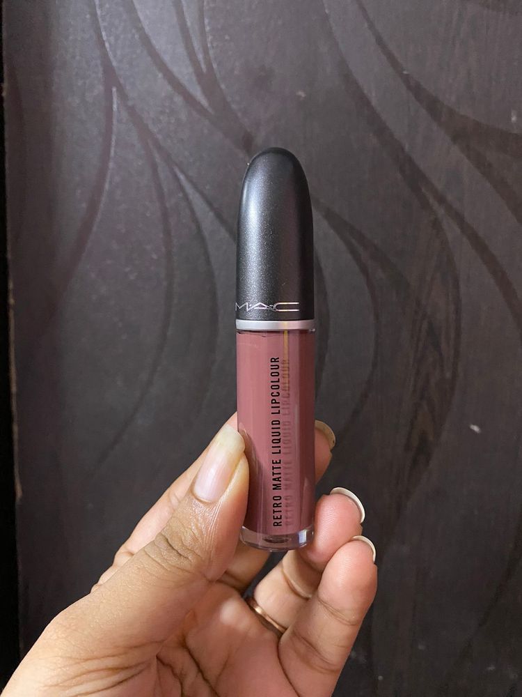 MAC RETRO LIQUID LIPSTICK- TOPPED WITH BRANDY