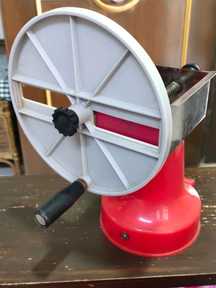 Multi Purpose Wafer Machine With 5 Blades