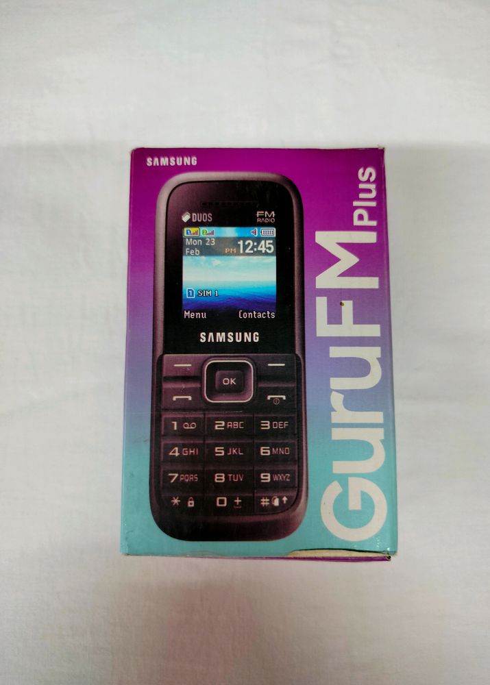 Samsung Guru FM Plus Keypad Mobile Phone