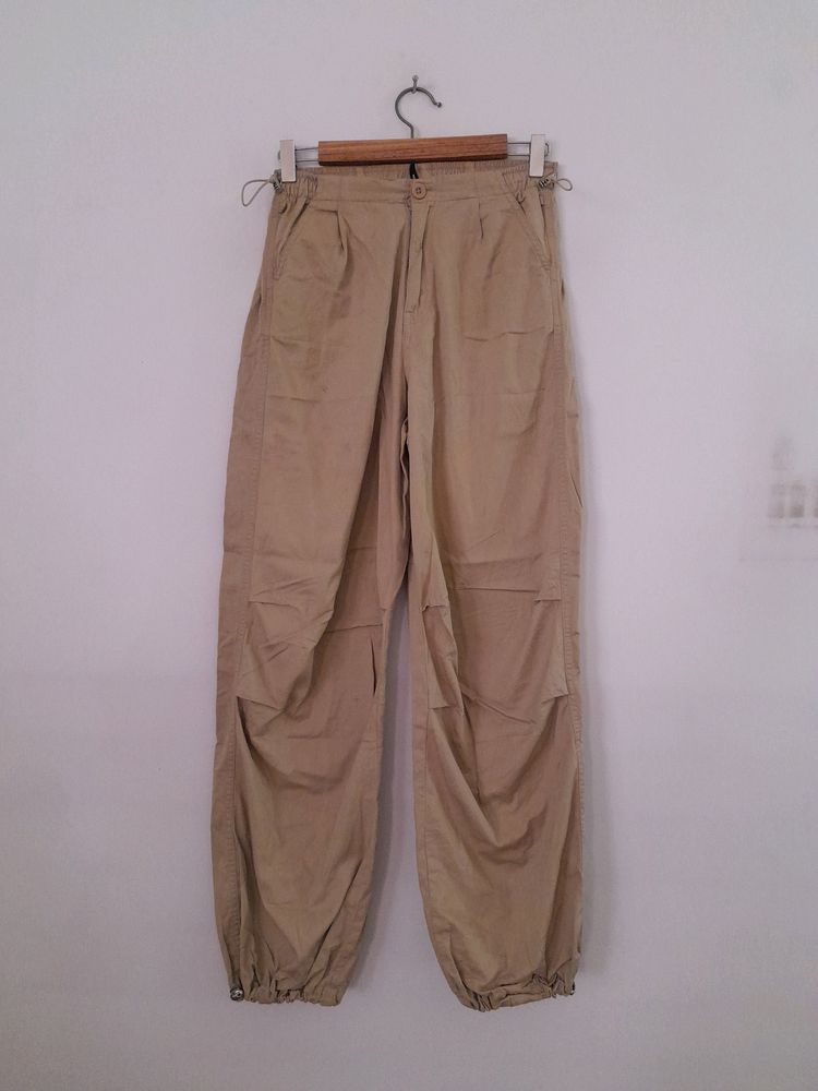 Fashionable Beige Trouser 🤎