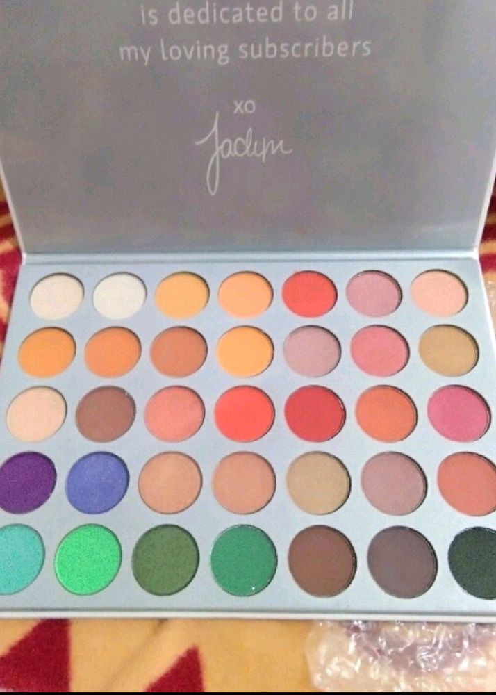 Jaclim Hill Eyeshadow Pallete New