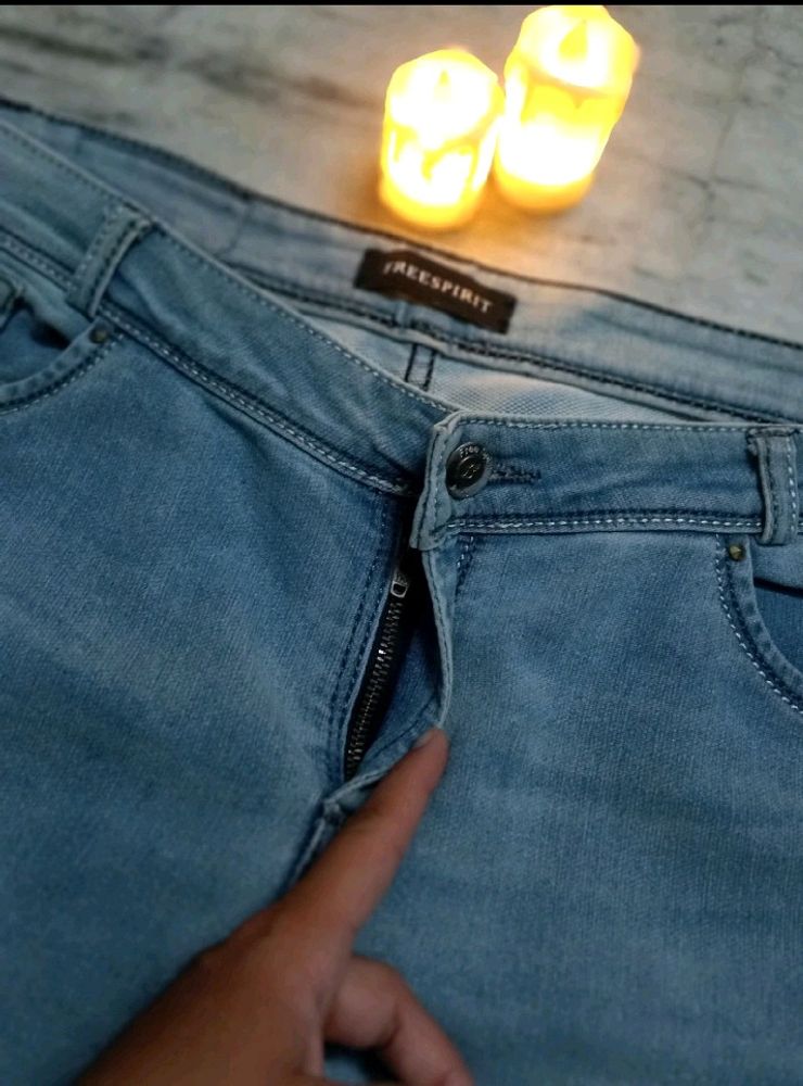 Sale🔥Denim Jeans In 32 Waist Sized